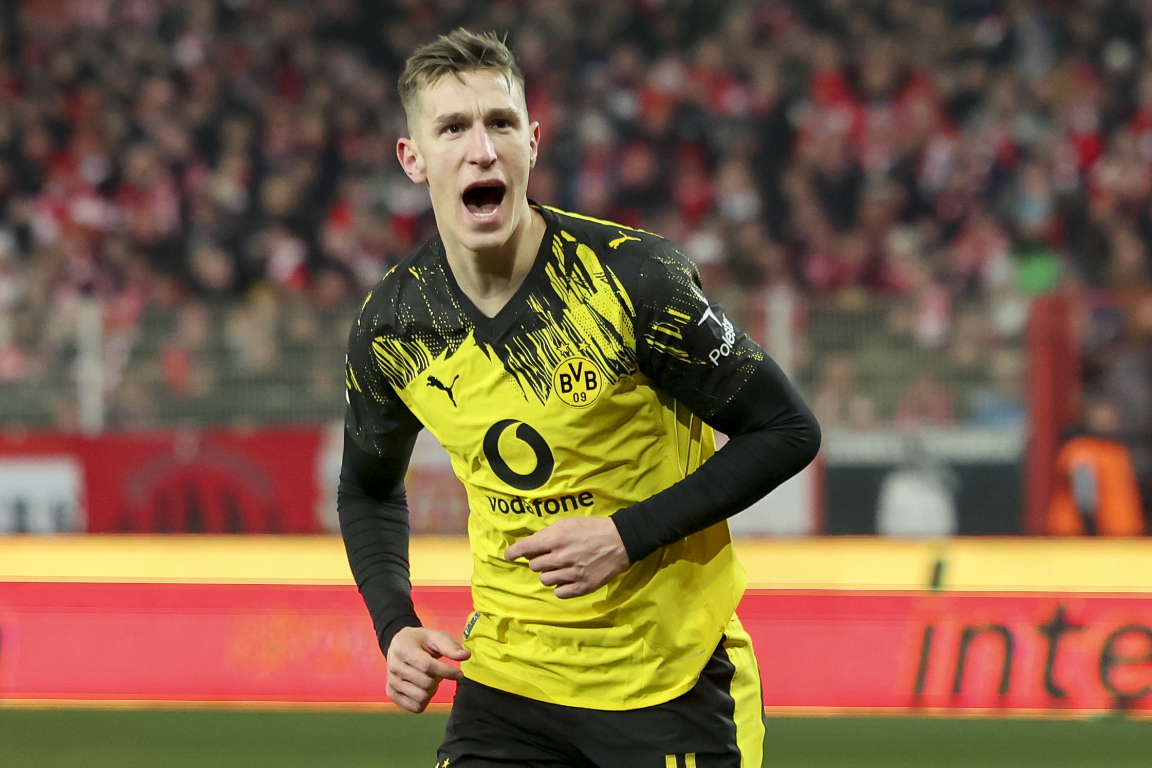 世界杯手机版官网-身价5500万！记者：施洛特贝克对加盟皇马感兴趣，他明夏合同到期